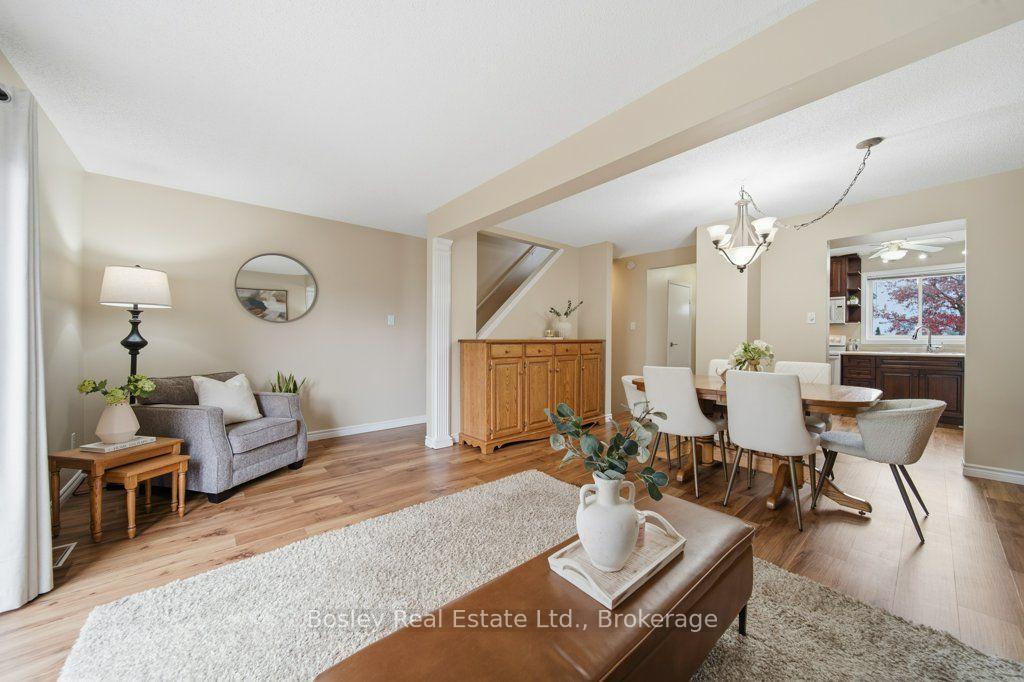 Photo 12 of Unit Unit 28, 255 Northlake Drive, Waterloo, North Lakeshore — HOMEH