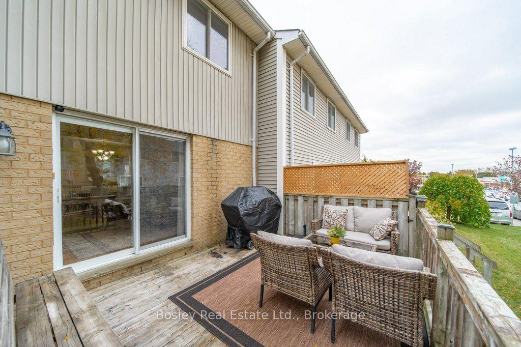 Photo 35 of Unit Unit 28, 255 Northlake Drive, Waterloo, North Lakeshore — HOMEH