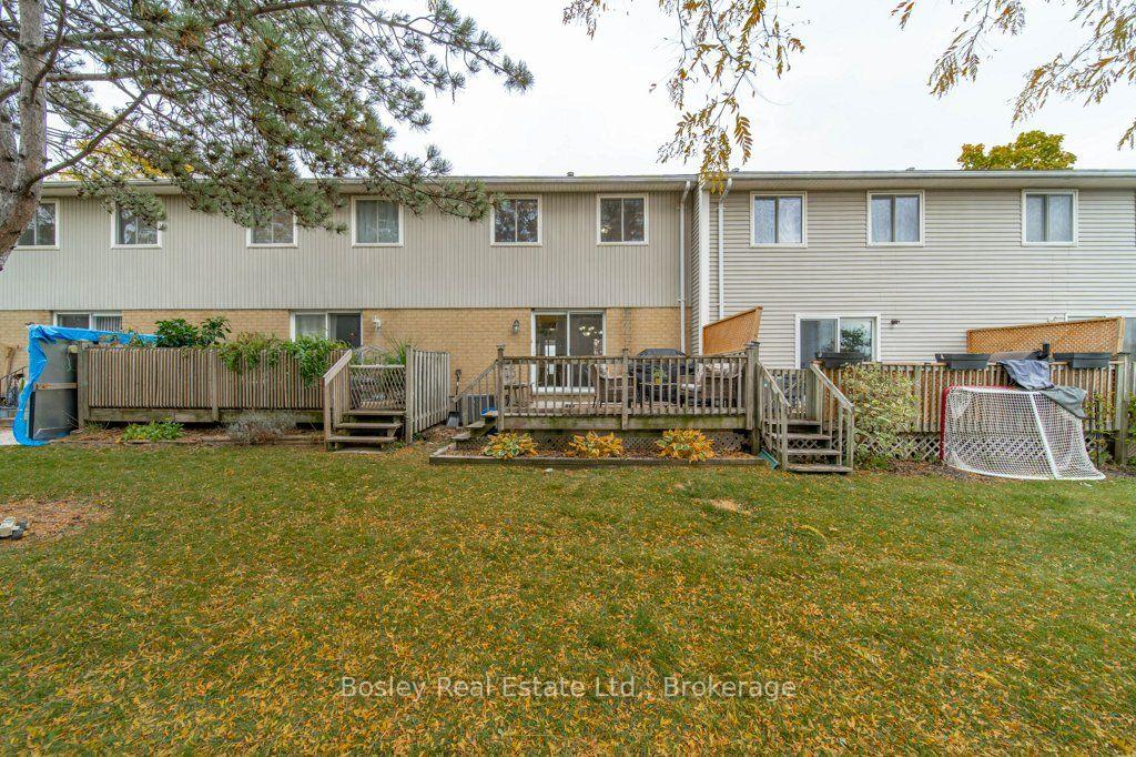 Photo 36 of Unit Unit 28, 255 Northlake Drive, Waterloo, North Lakeshore — HOMEH