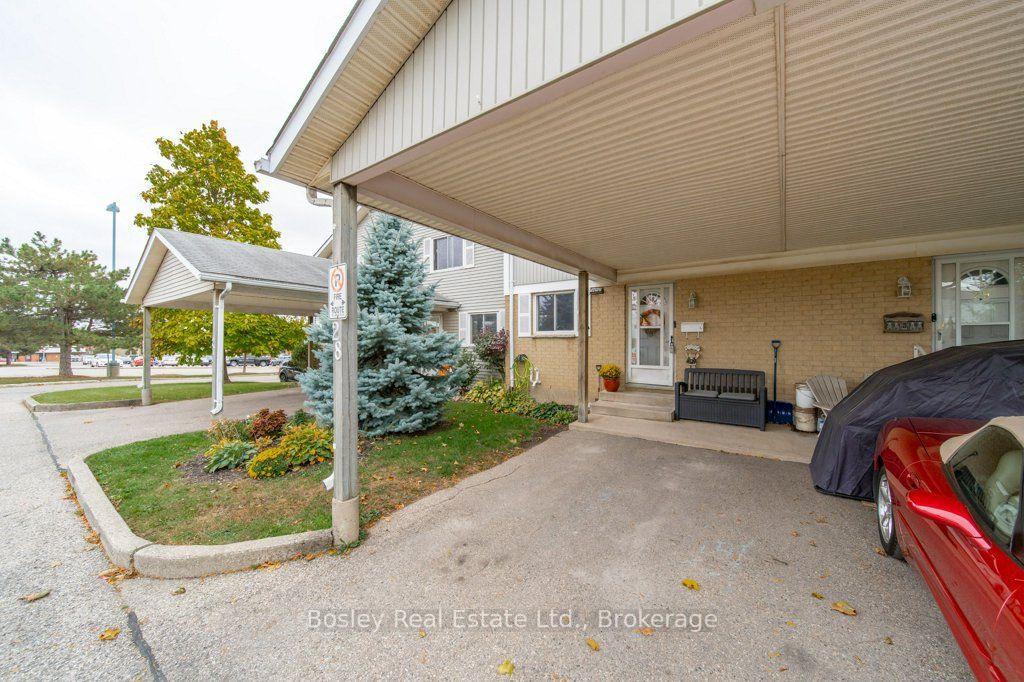 Photo 39 of Unit Unit 28, 255 Northlake Drive, Waterloo, North Lakeshore — HOMEH