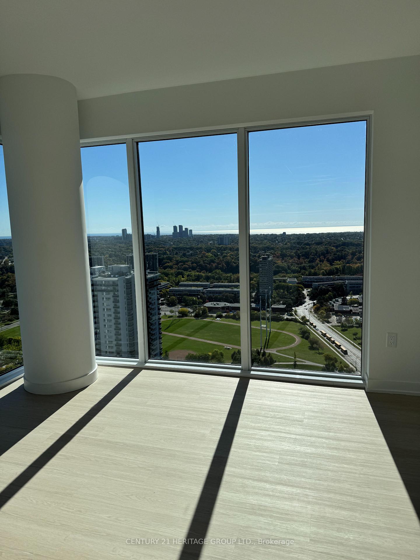 Photo 13 of Unit 3508, 15 David Salomon Drive, Toronto, Flemingdon Park — HOMEH