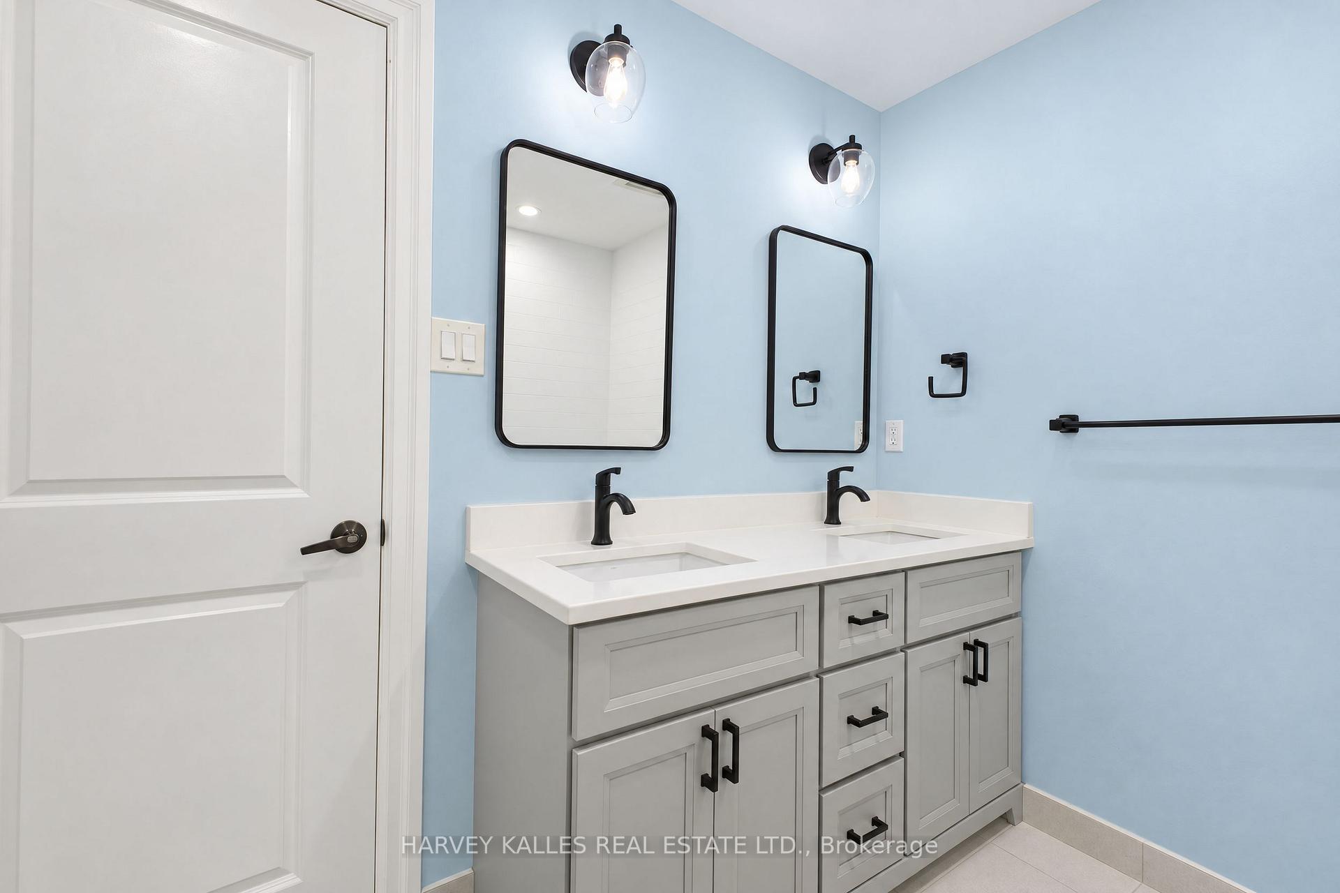 Photo 12 of 2429 Overton Drive, Burlington, Brant Hills — HOMEH