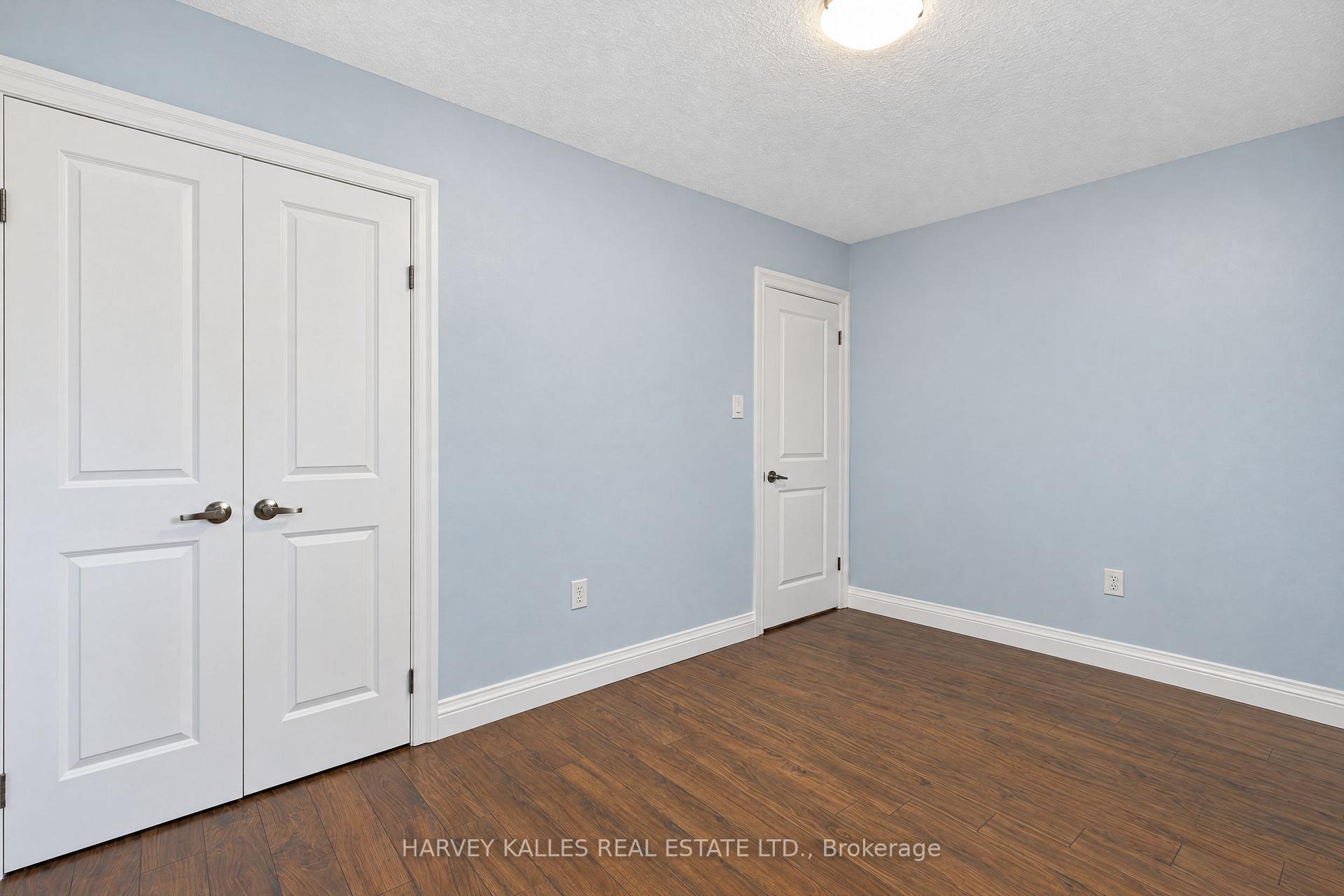 Photo 14 of 2429 Overton Drive, Burlington, Brant Hills — HOMEH