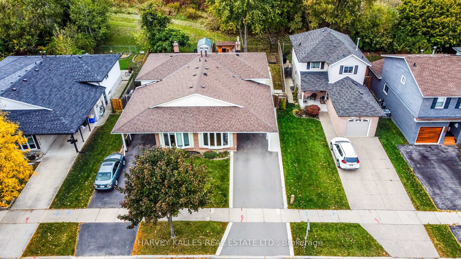 Photo 32 of 2429 Overton Drive, Burlington, Brant Hills — HOMEH