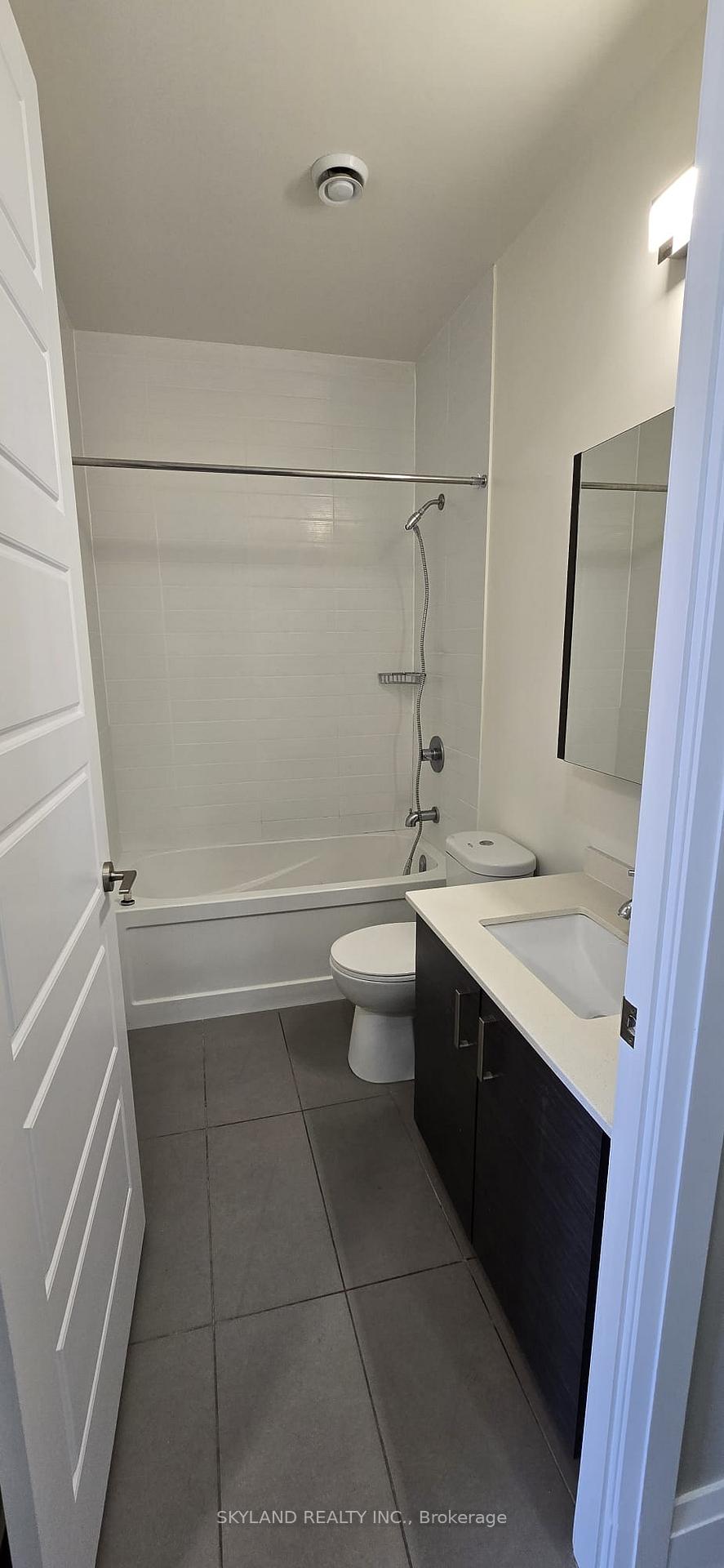 Photo 7 of Unit PH11, 8228 Birchmount Road, Markham, Unionville — HOMEH
