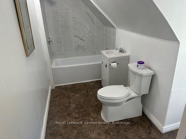 Photo 4 of 41 Machar Avenue, Thunder Bay, Court / Cumberland — HOMEH