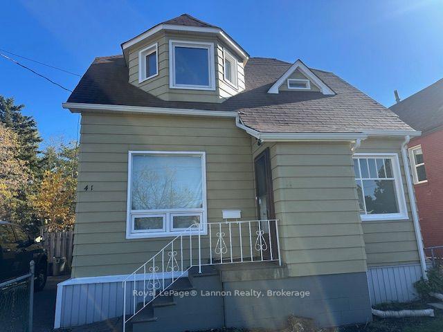 Photo 5 of 41 Machar Avenue, Thunder Bay, Court / Cumberland — HOMEH