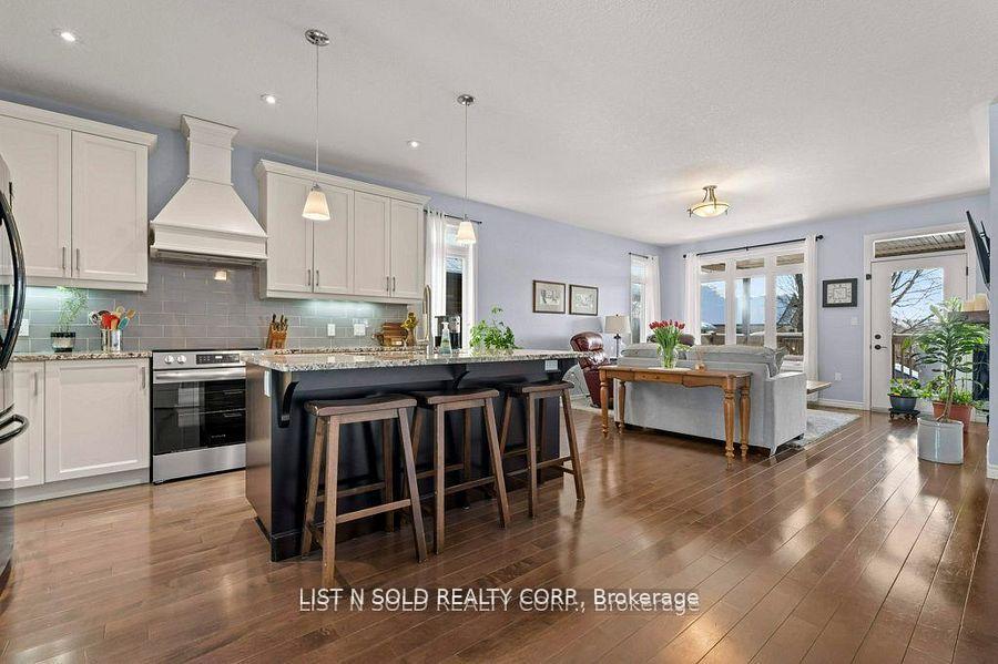 Photo 8 of 892 Roshan Drive, Kingston, City Northwest — HOMEH