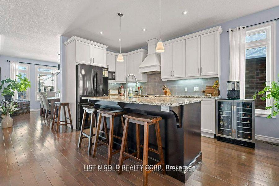 Photo 12 of 892 Roshan Drive, Kingston, City Northwest — HOMEH