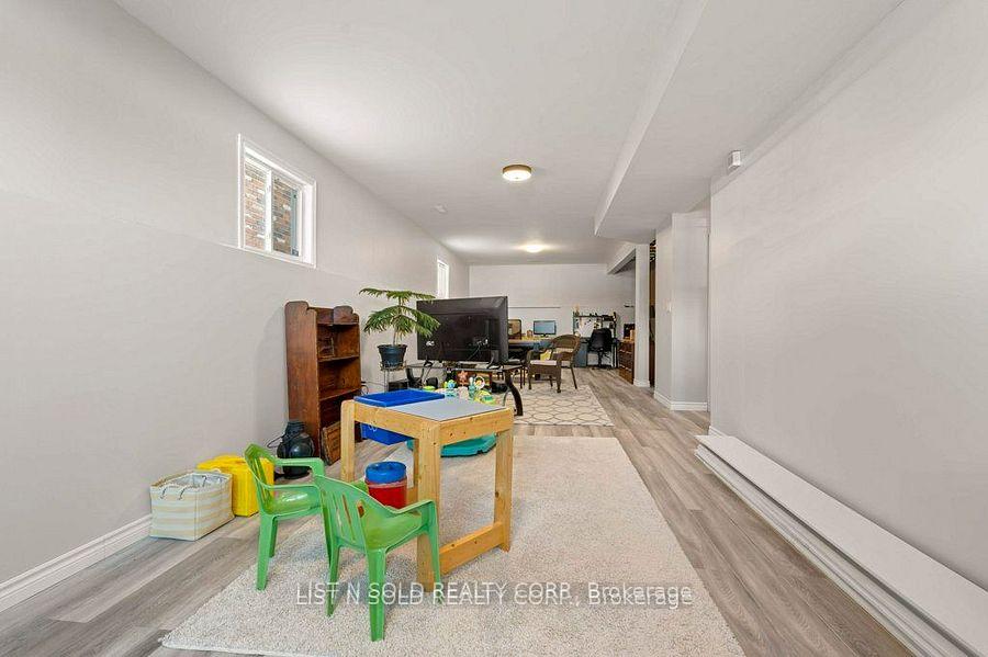 Photo 22 of 892 Roshan Drive, Kingston, City Northwest — HOMEH