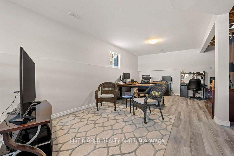 Photo 24 of 892 Roshan Drive, Kingston, City Northwest — HOMEH