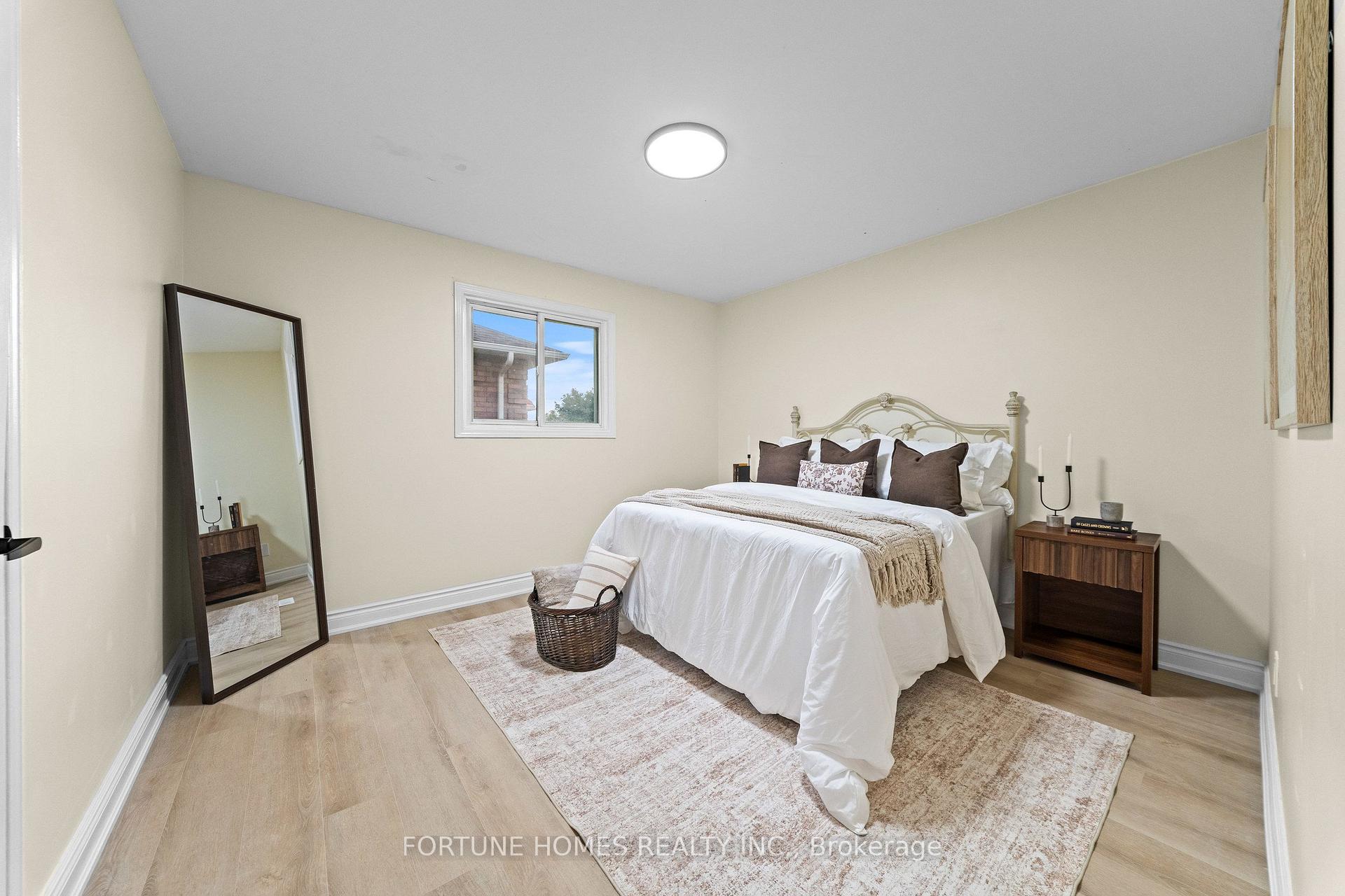 Photo 25 of 1 Ortona Drive, Brampton, Fletcher's Creek South — HOMEH