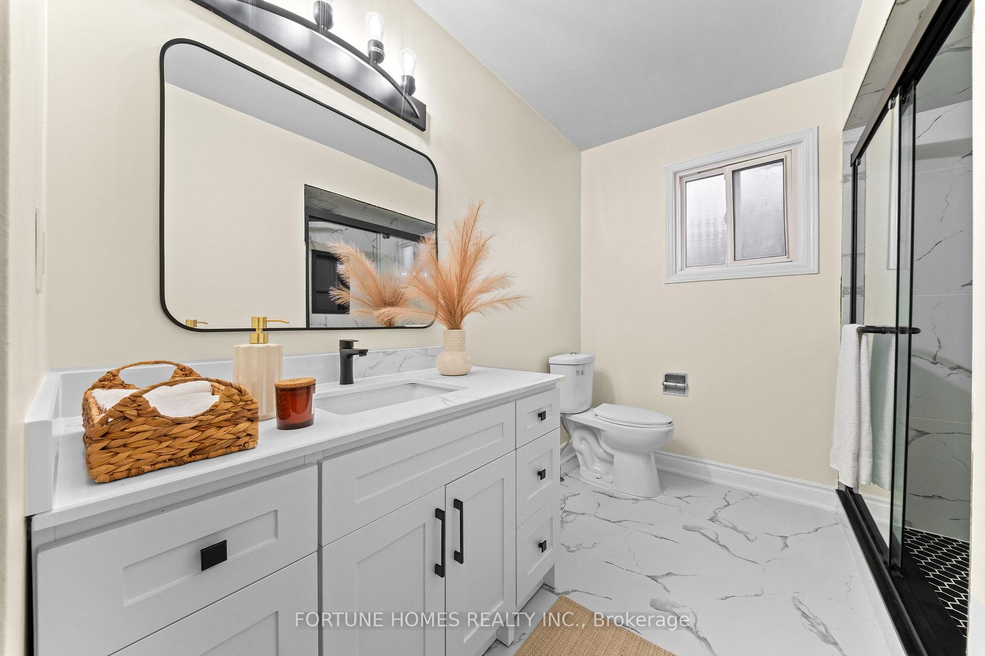 Photo 26 of 1 Ortona Drive, Brampton, Fletcher's Creek South — HOMEH