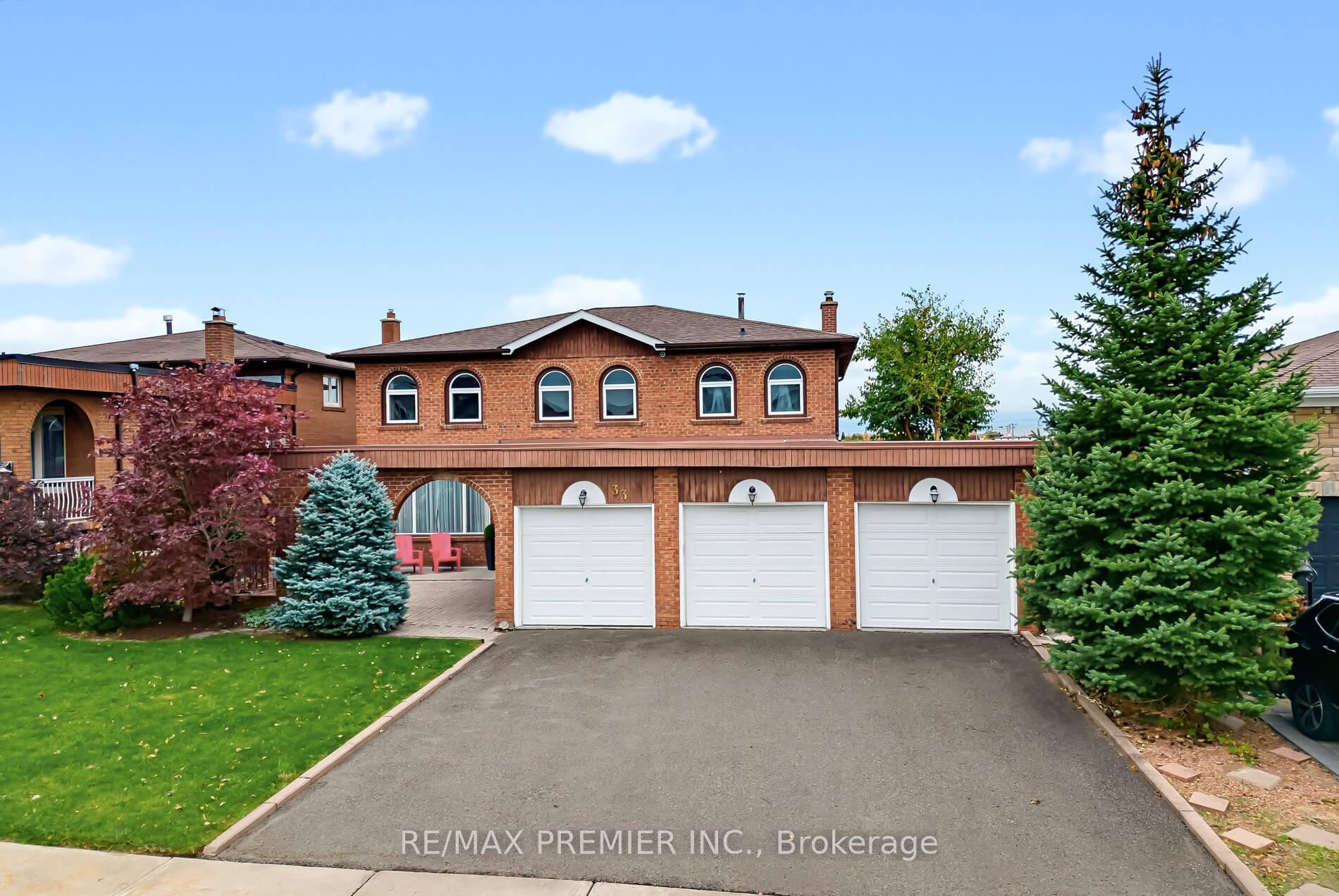 Photo 1 of 33 Houston Road, Vaughan, West Woodbridge — HOMEH
