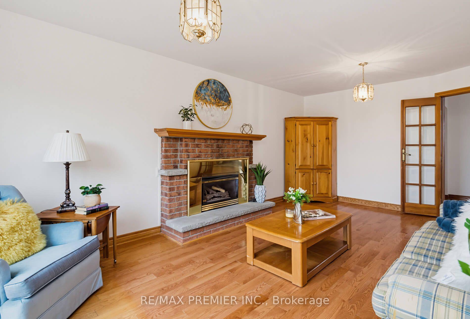 Photo 11 of 33 Houston Road, Vaughan, West Woodbridge — HOMEH