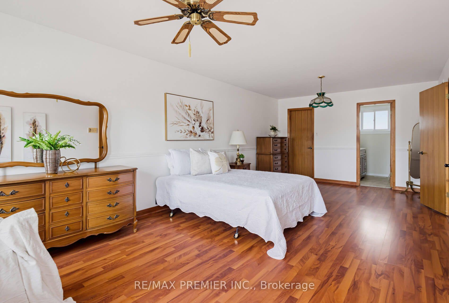 Photo 21 of 33 Houston Road, Vaughan, West Woodbridge — HOMEH