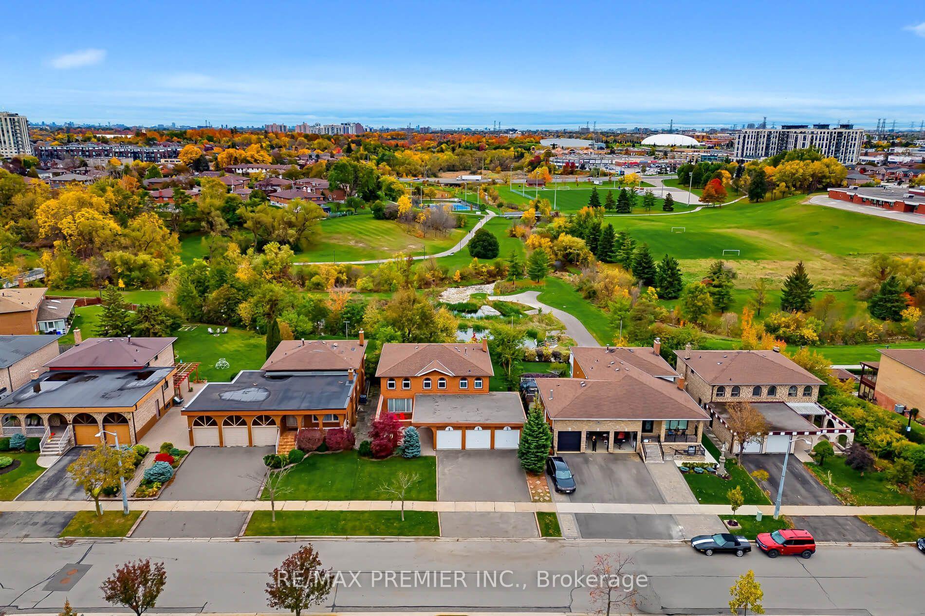 Photo 49 of 33 Houston Road, Vaughan, West Woodbridge — HOMEH