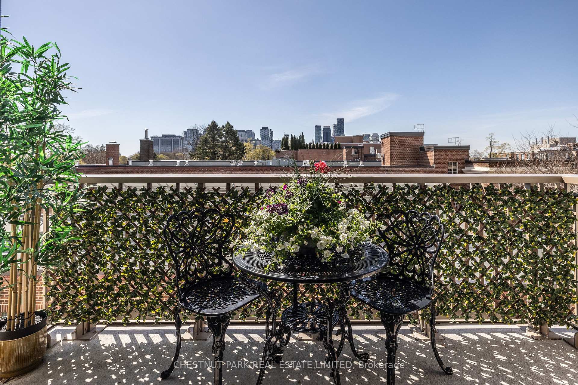 Photo 7 of Unit 513, 1 Strathgowan Avenue, Toronto, Lawrence Park South — HOMEH