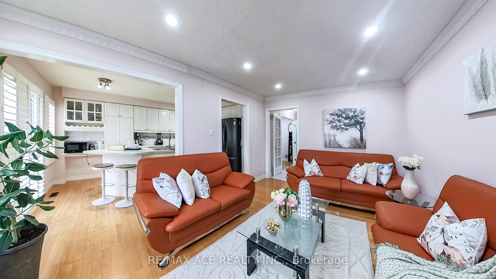 Photo 12 of 15 Brennan Road, Ajax, Central West — HOMEH