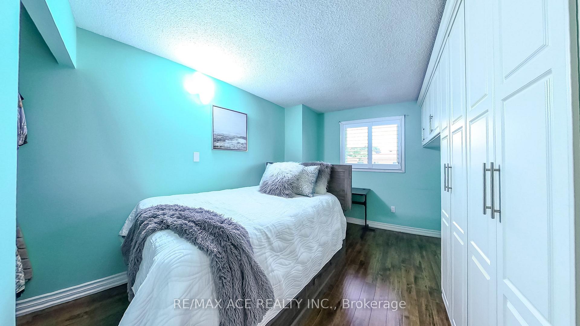 Photo 18 of 15 Brennan Road, Ajax, Central West — HOMEH