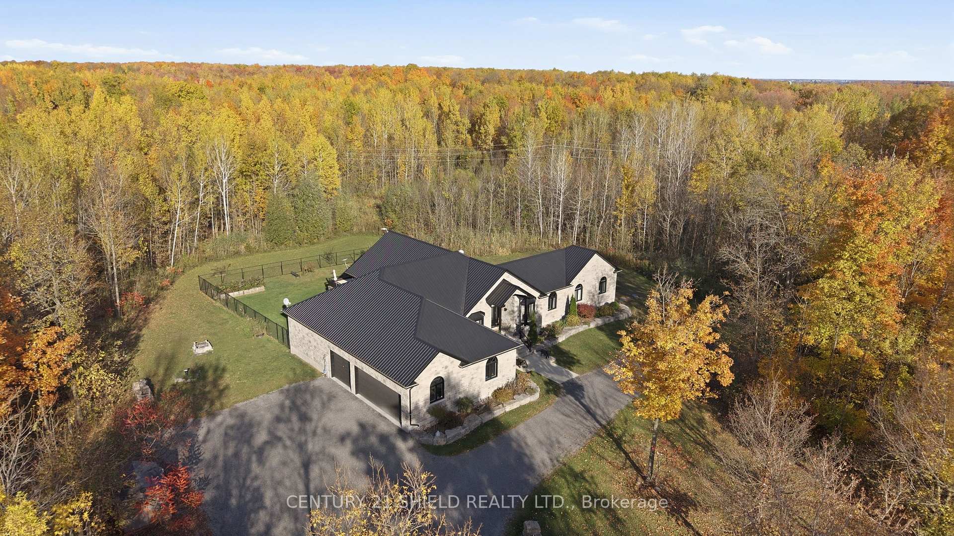 Photo 8 of 3822 Lakeside Drive, South Glengarry, South Glengarry (Lancaster) Twp — HOMEH