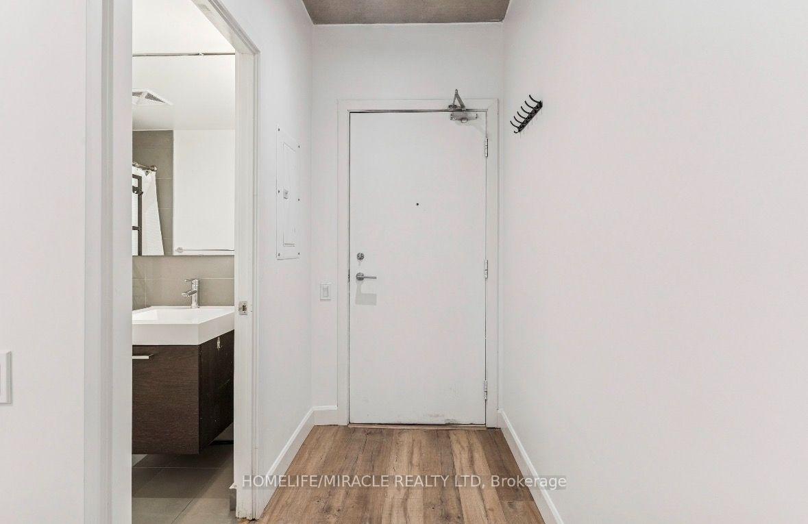Photo 7 of Unit 207, 318 King Street E, Toronto, Moss Park — HOMEH