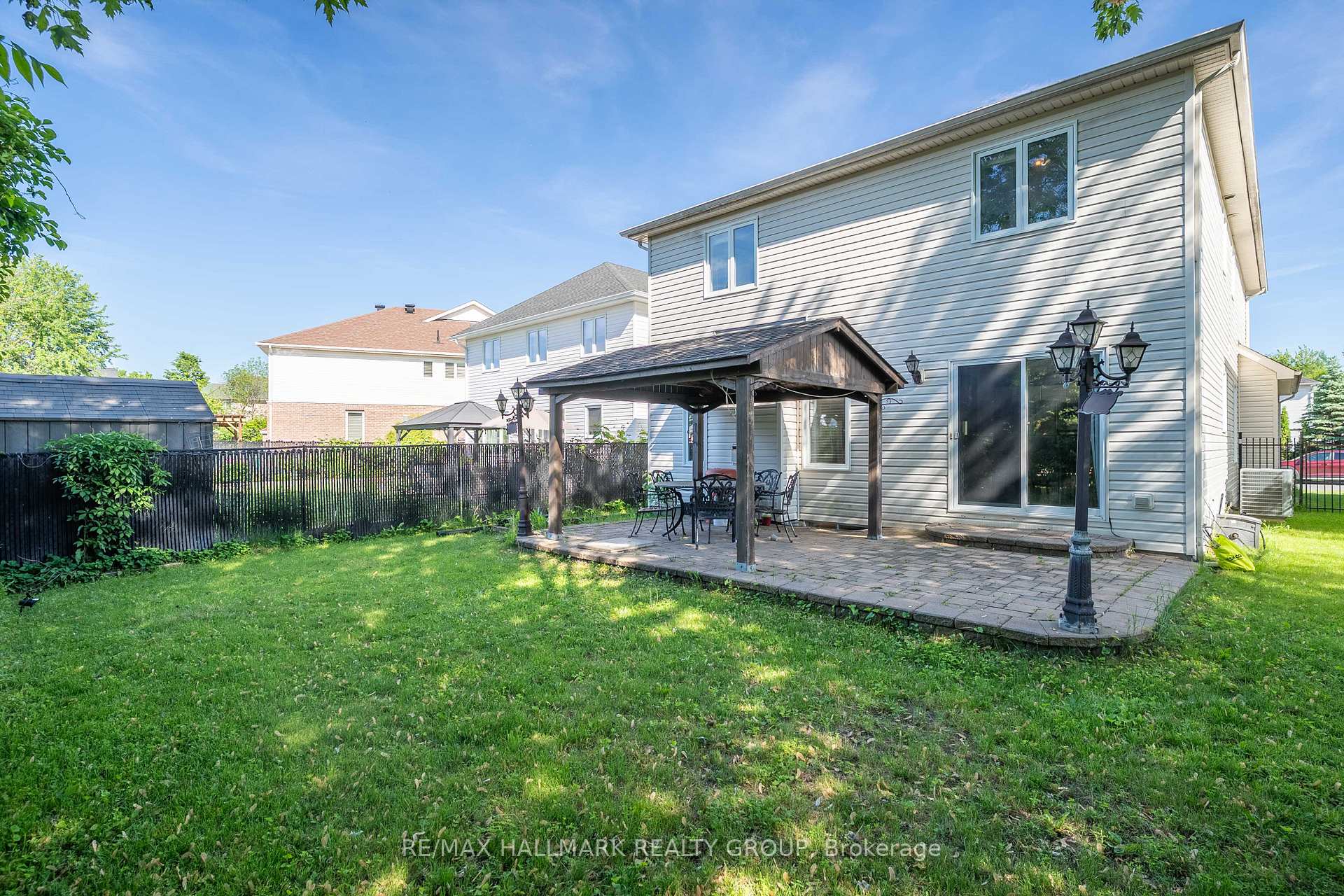 Photo 43 of 800 Long Point Circle, Ottawa, Blossom Park/Kemp Park/Findlay Creek — HOMEH
