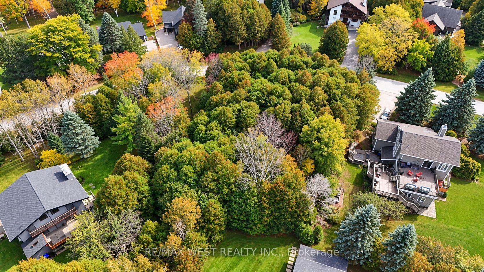 Photo 1 of 32 Slalom Gate Road, Collingwood — HOMEH