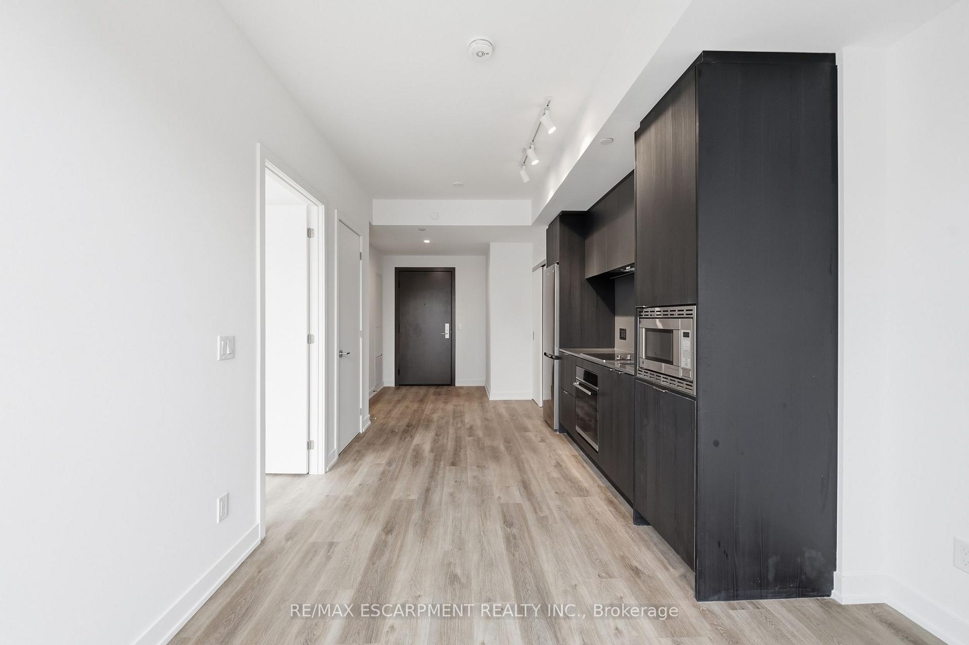 Photo 7 of Unit 606, 91 John Street N, Hamilton, Beasley — HOMEH