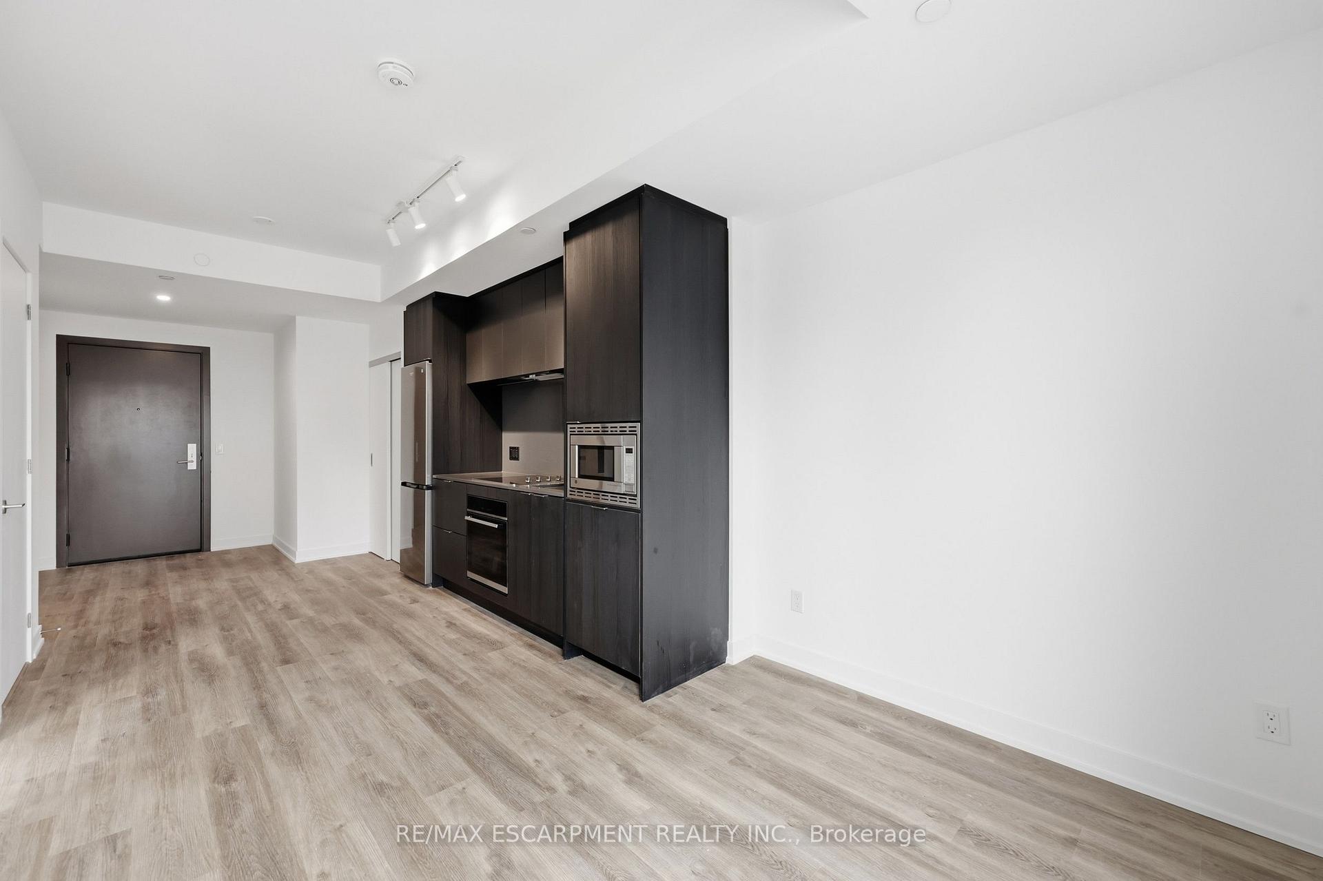 Photo 8 of Unit 606, 91 John Street N, Hamilton, Beasley — HOMEH