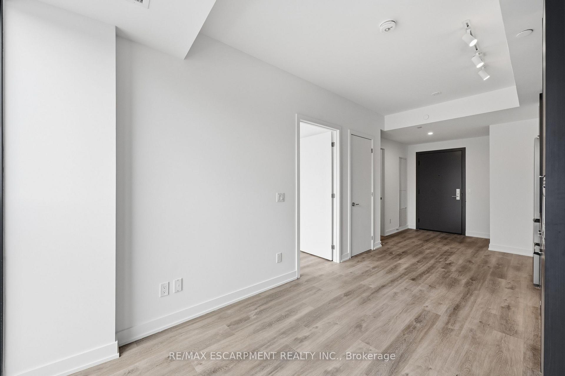 Photo 9 of Unit 606, 91 John Street N, Hamilton, Beasley — HOMEH
