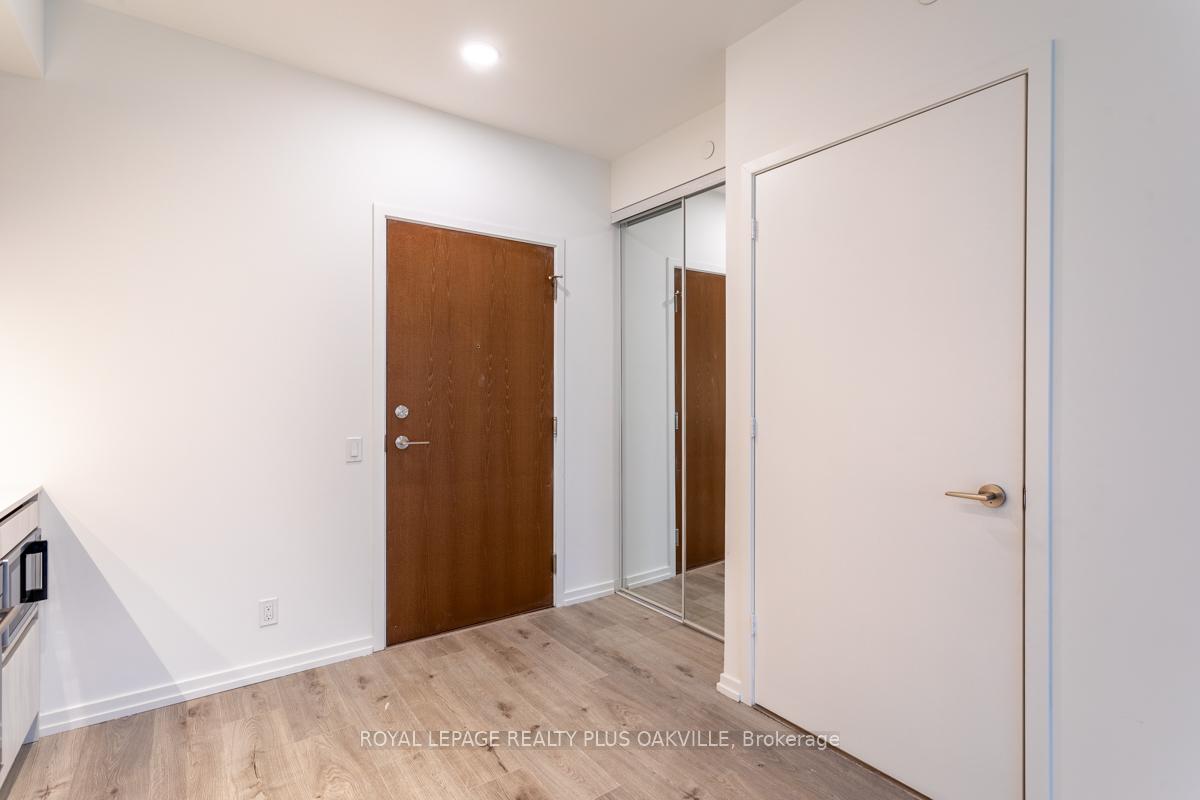 Photo 3 of Unit 3801, 7890 Jane Street, Vaughan, Vaughan Corporate Centre — HOMEH