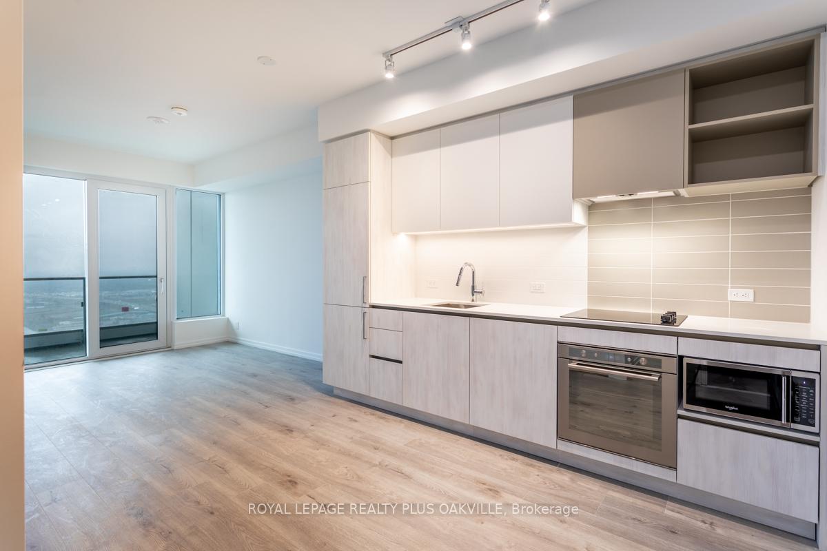 Photo 5 of Unit 3801, 7890 Jane Street, Vaughan, Vaughan Corporate Centre — HOMEH