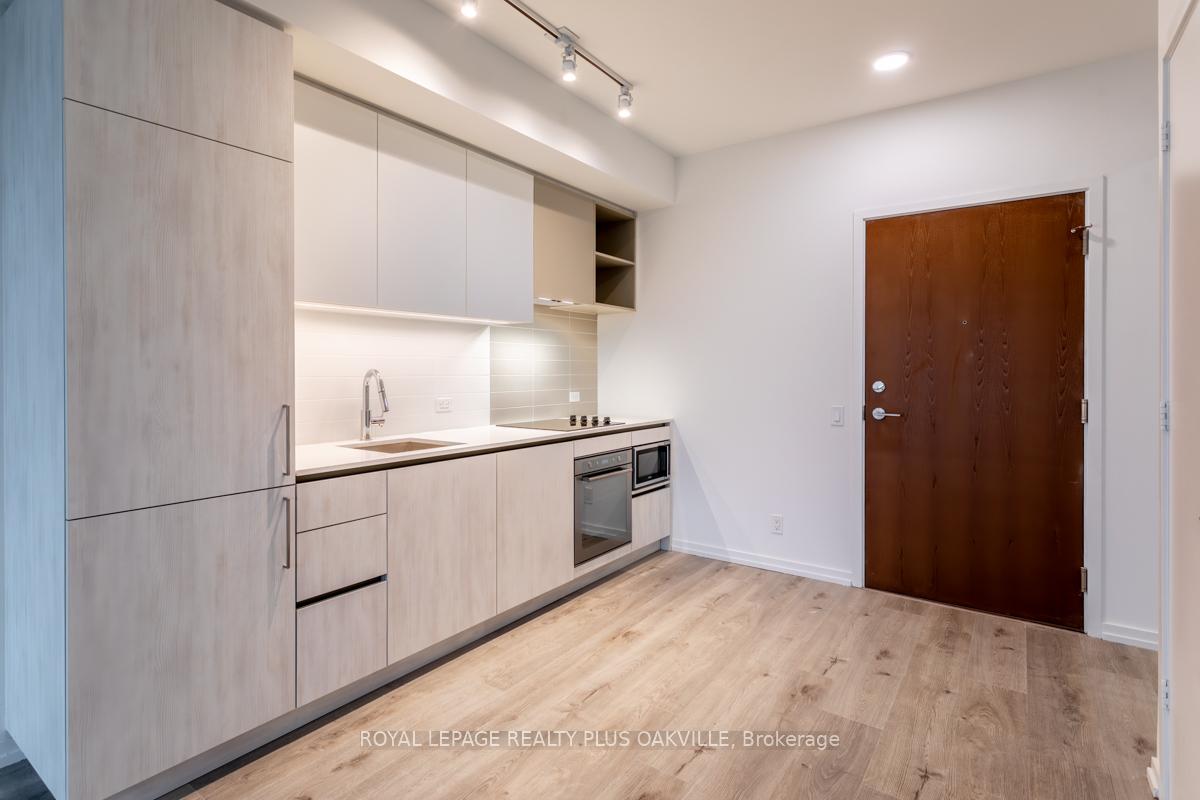 Photo 7 of Unit 3801, 7890 Jane Street, Vaughan, Vaughan Corporate Centre — HOMEH