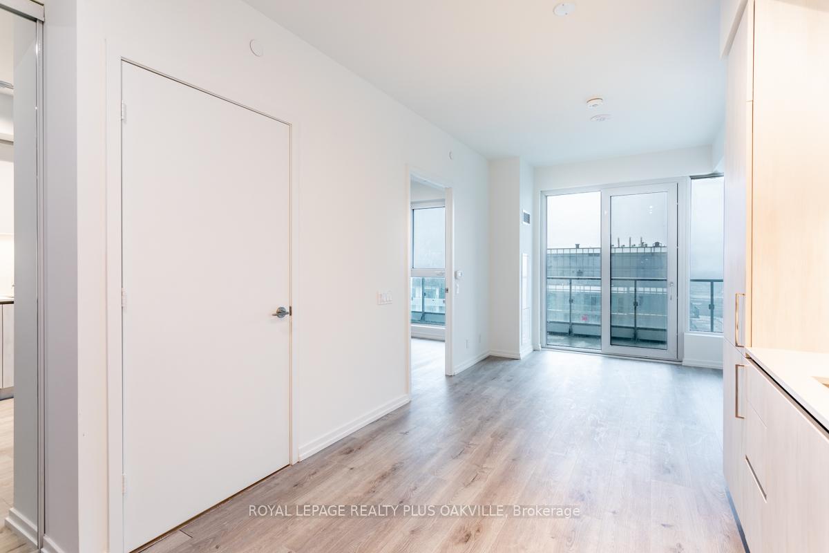 Photo 9 of Unit 3801, 7890 Jane Street, Vaughan, Vaughan Corporate Centre — HOMEH