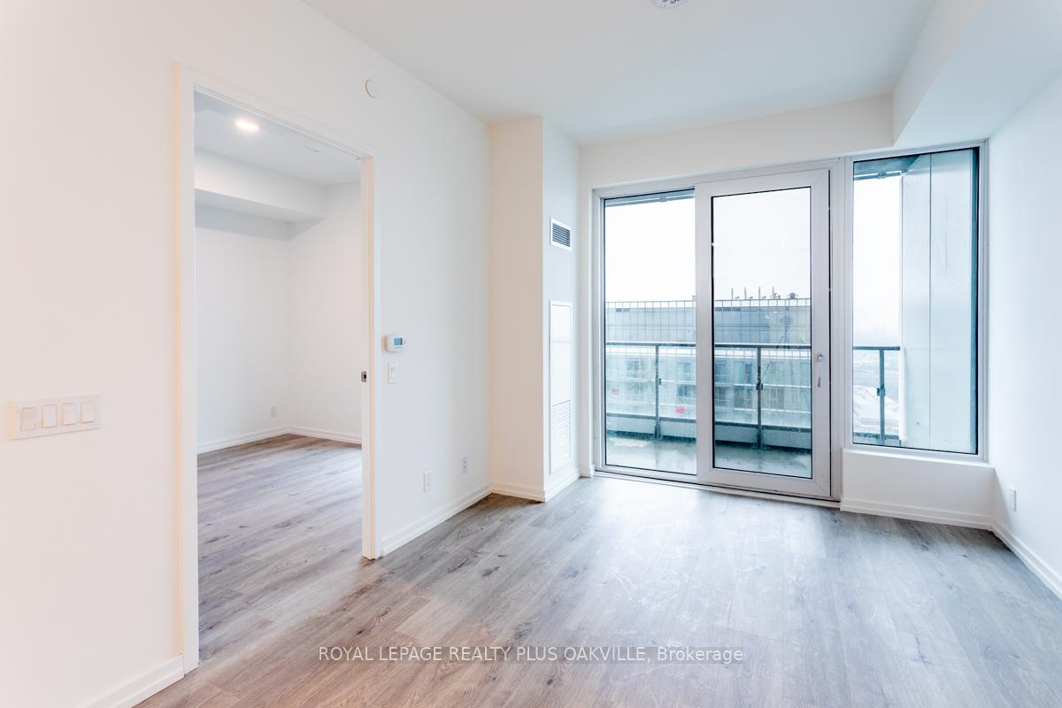 Photo 11 of Unit 3801, 7890 Jane Street, Vaughan, Vaughan Corporate Centre — HOMEH