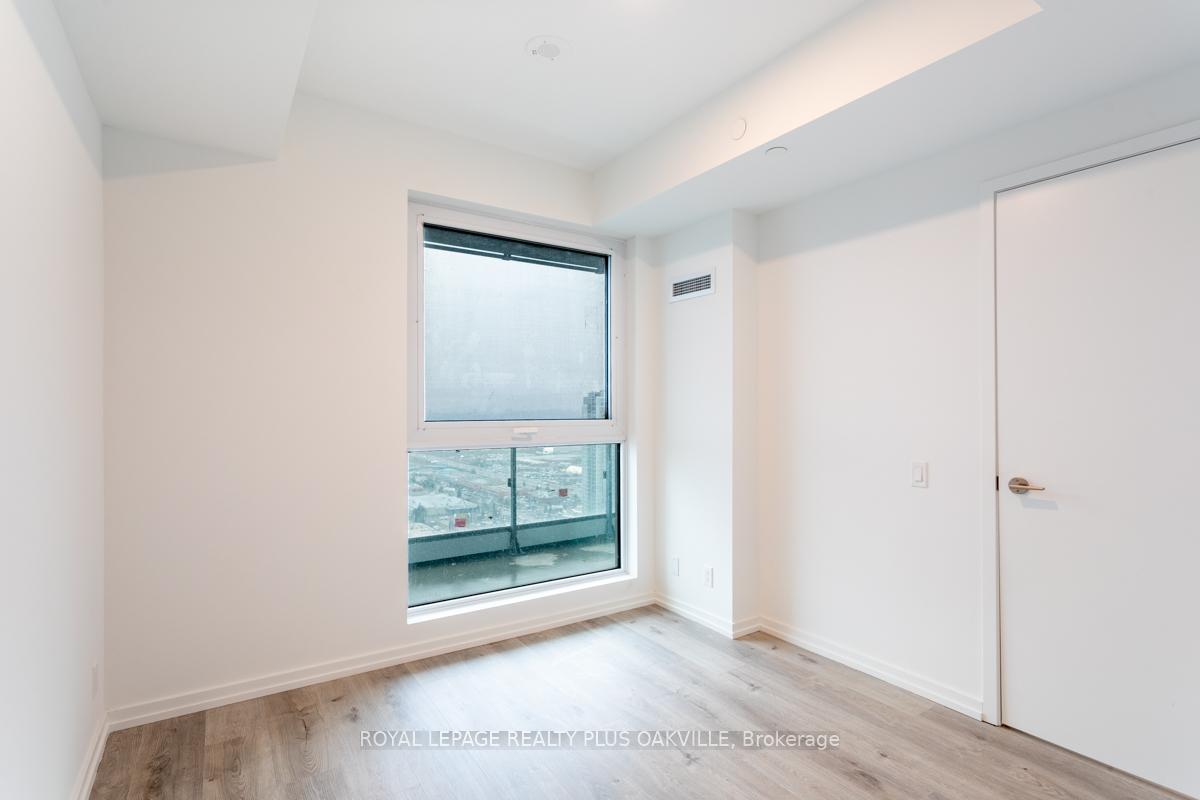 Photo 15 of Unit 3801, 7890 Jane Street, Vaughan, Vaughan Corporate Centre — HOMEH