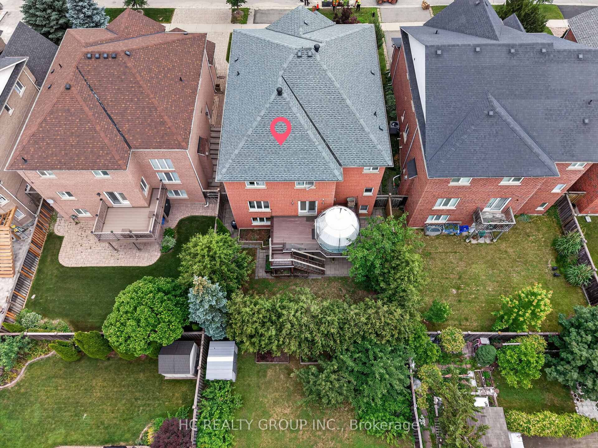 Photo 4 of 21 Wolf Trail Crescent, Richmond Hill, Jefferson — HOMEH