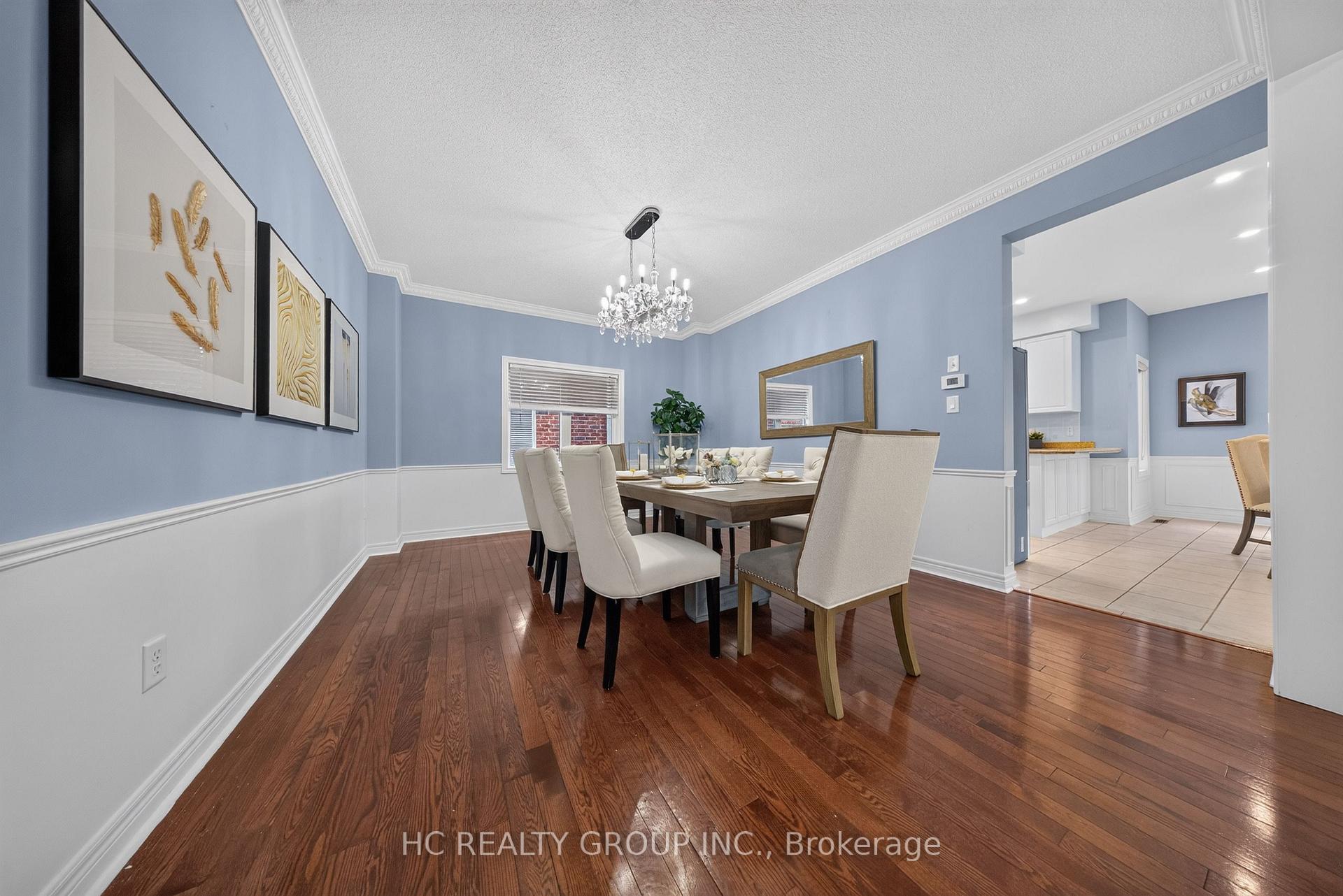Photo 14 of 21 Wolf Trail Crescent, Richmond Hill, Jefferson — HOMEH