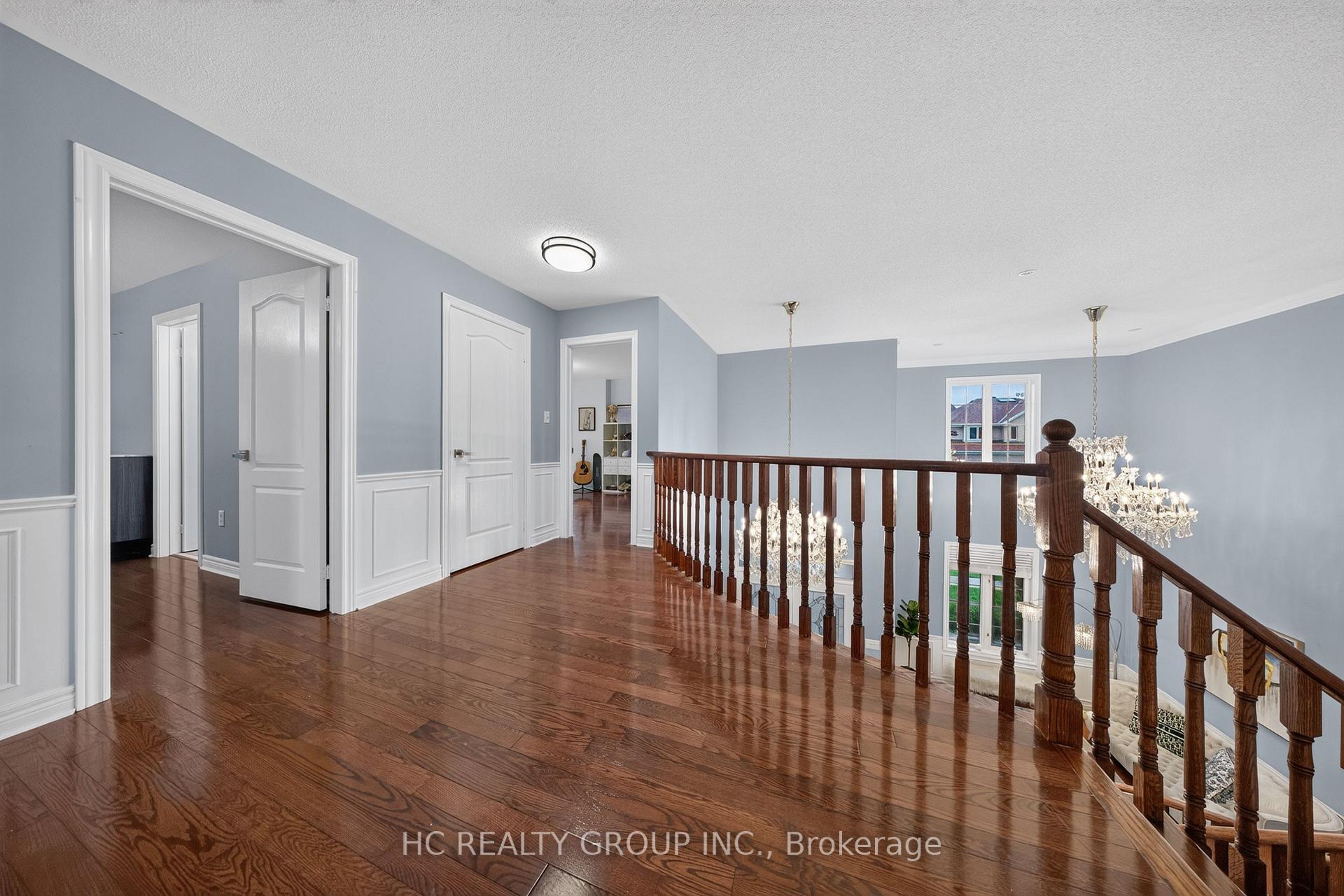 Photo 23 of 21 Wolf Trail Crescent, Richmond Hill, Jefferson — HOMEH