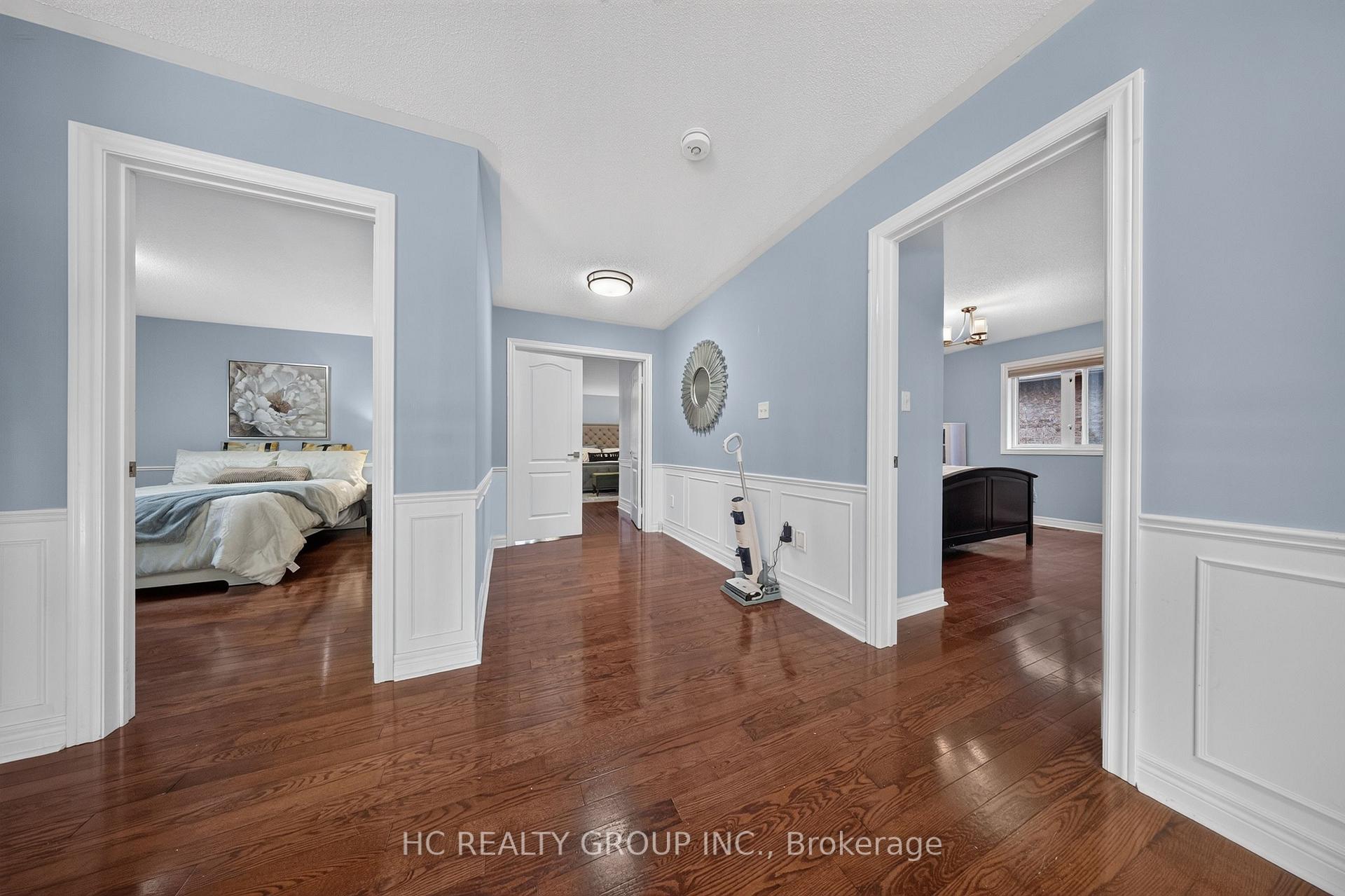Photo 24 of 21 Wolf Trail Crescent, Richmond Hill, Jefferson — HOMEH
