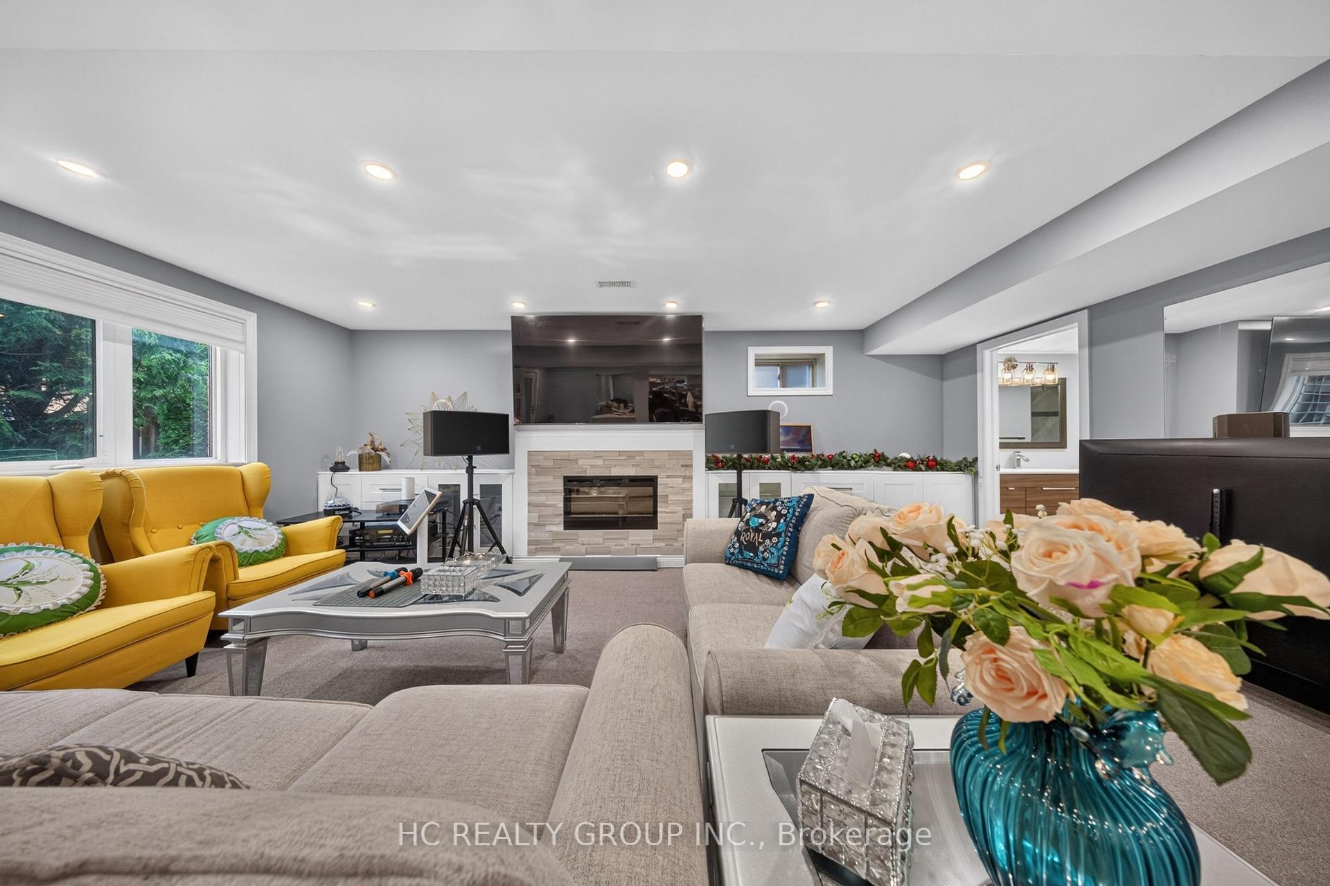 Photo 39 of 21 Wolf Trail Crescent, Richmond Hill, Jefferson — HOMEH