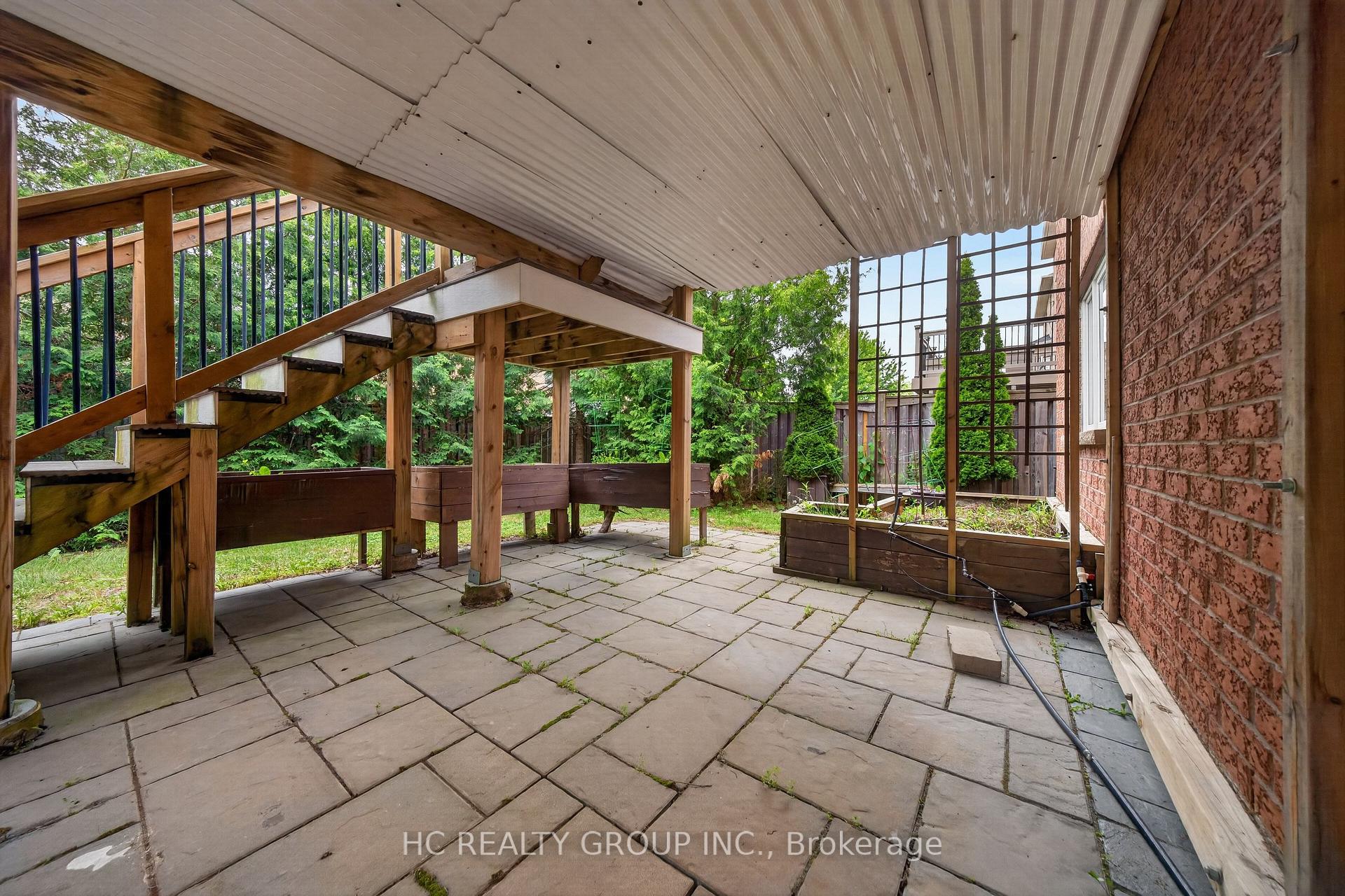 Photo 42 of 21 Wolf Trail Crescent, Richmond Hill, Jefferson — HOMEH