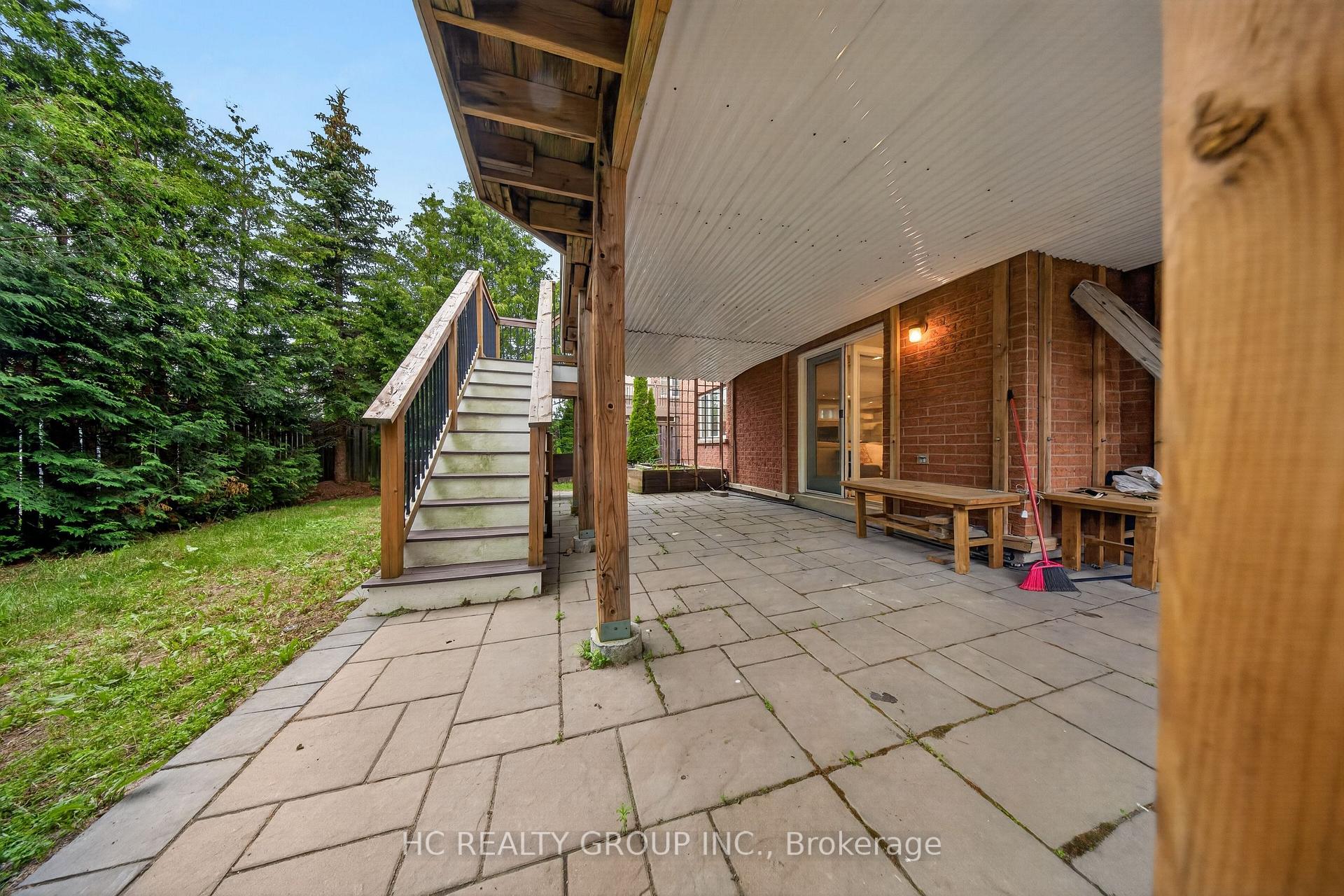 Photo 43 of 21 Wolf Trail Crescent, Richmond Hill, Jefferson — HOMEH