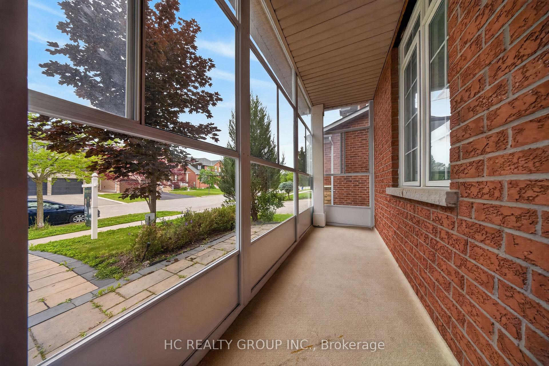 Photo 47 of 21 Wolf Trail Crescent, Richmond Hill, Jefferson — HOMEH