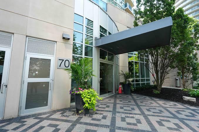 Photo 3 of Unit 403, 70 Absolute Avenue, Mississauga, City Centre — HOMEH