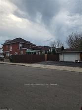Photo 2 of Unit GrFloor, 535 Roxborough Avenue, Hamilton, Homeside — HOMEH