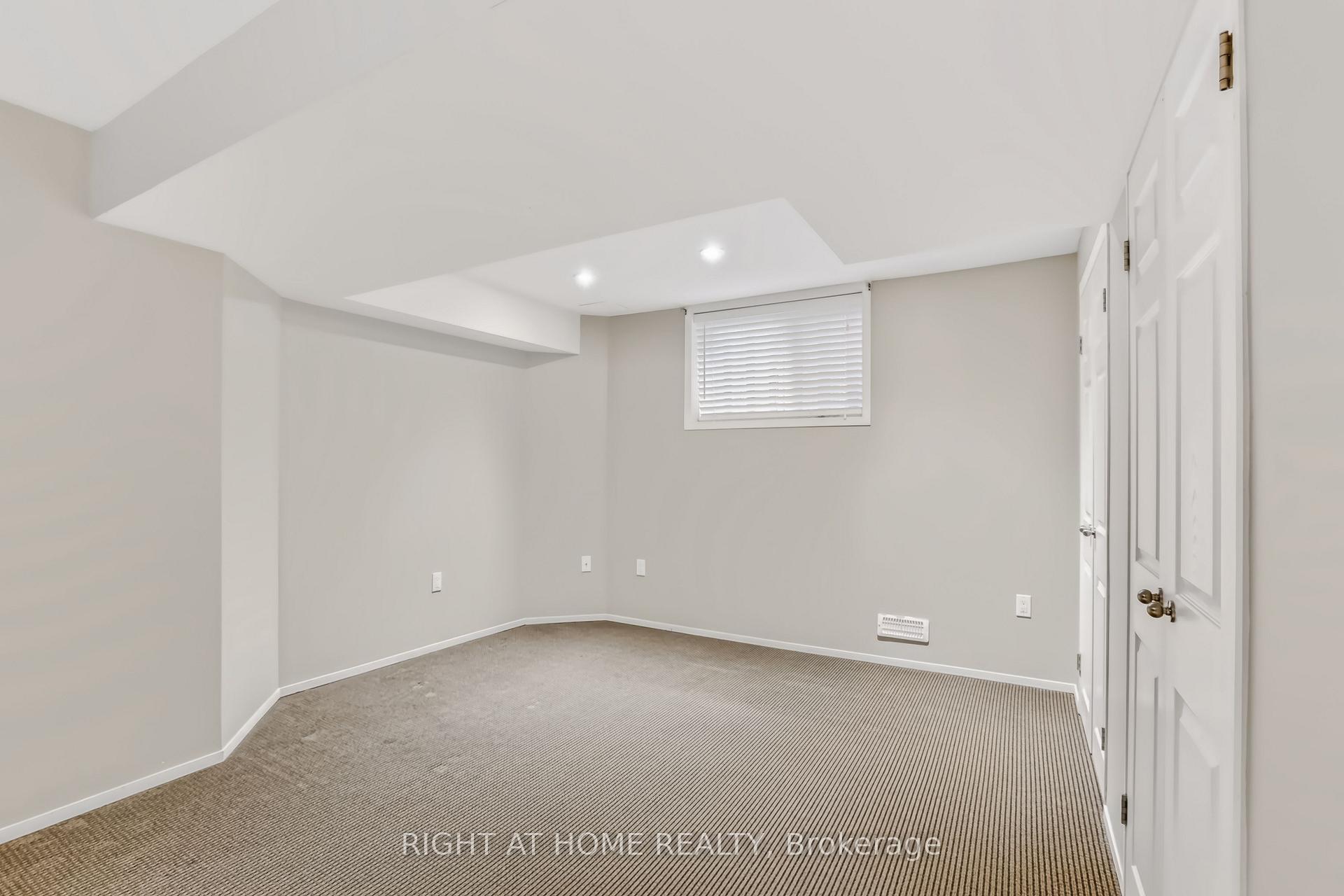 Photo 26 of 1811 Rollingacres Drive, London, North C — HOMEH