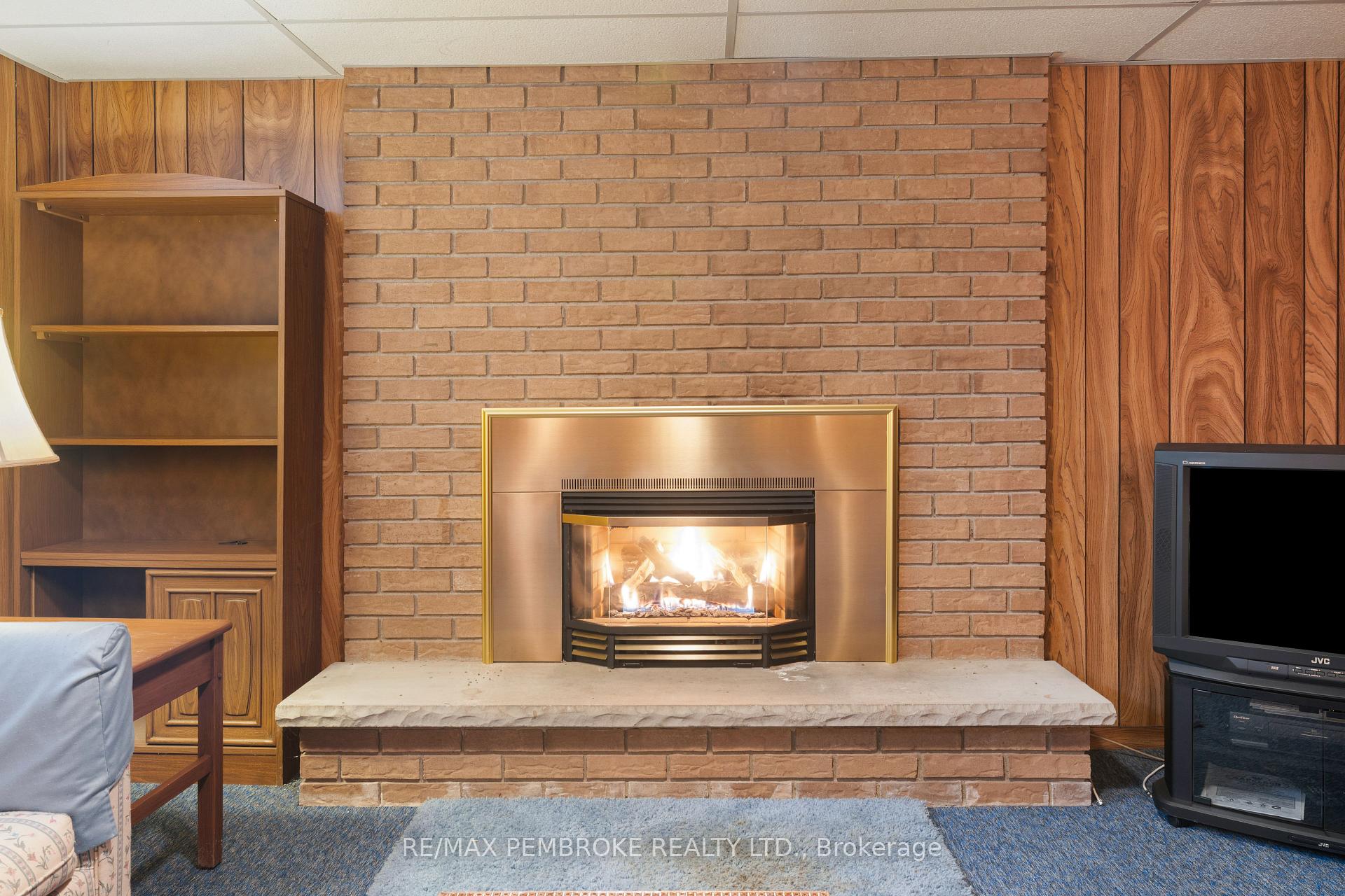 Photo 29 of 504 Wallace Street, Pembroke, Pembroke — HOMEH