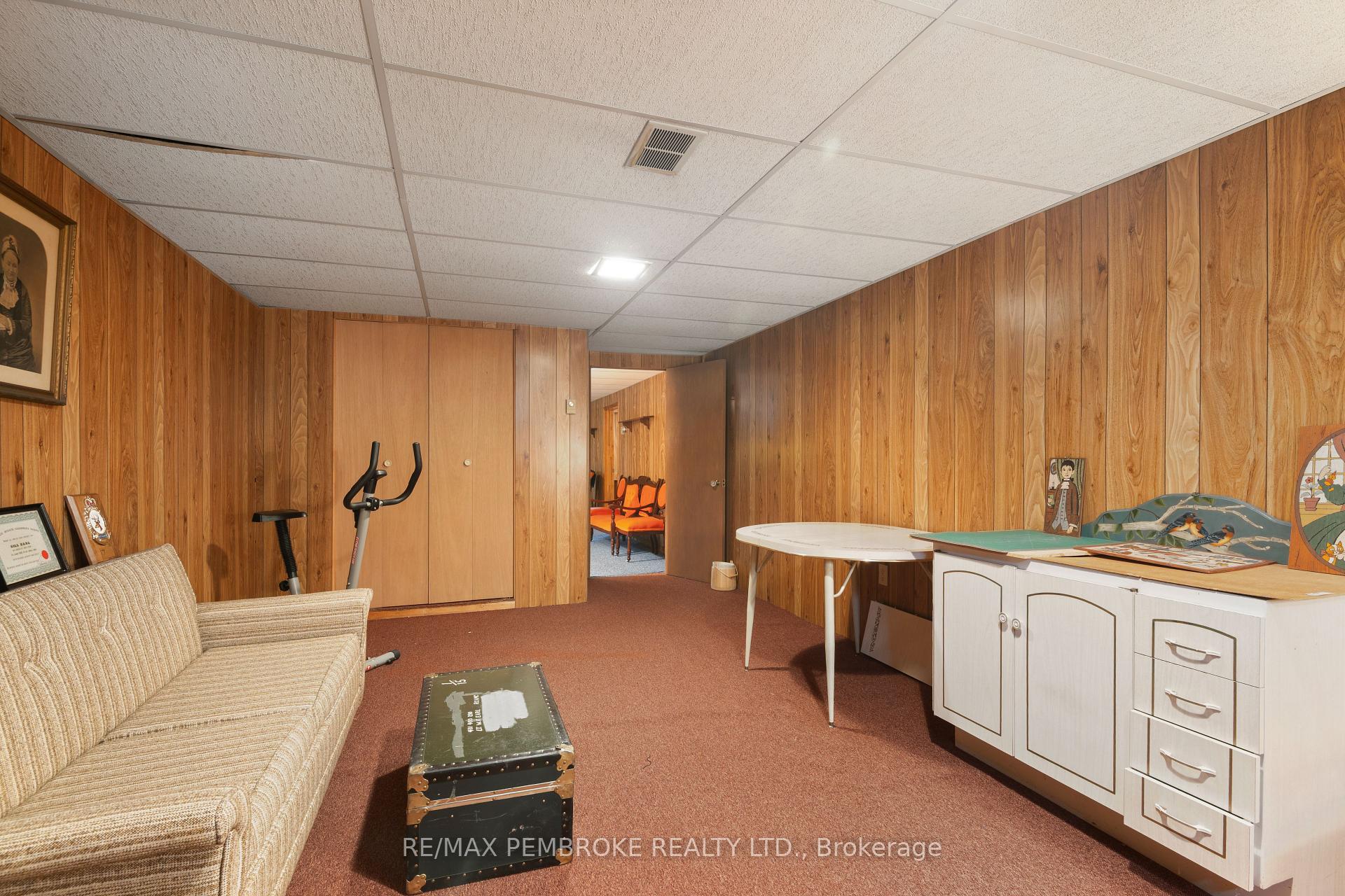 Photo 32 of 504 Wallace Street, Pembroke, Pembroke — HOMEH
